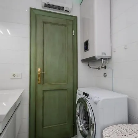 By The Sea Kastel Novi, - 22051 Διαμέρισμα *